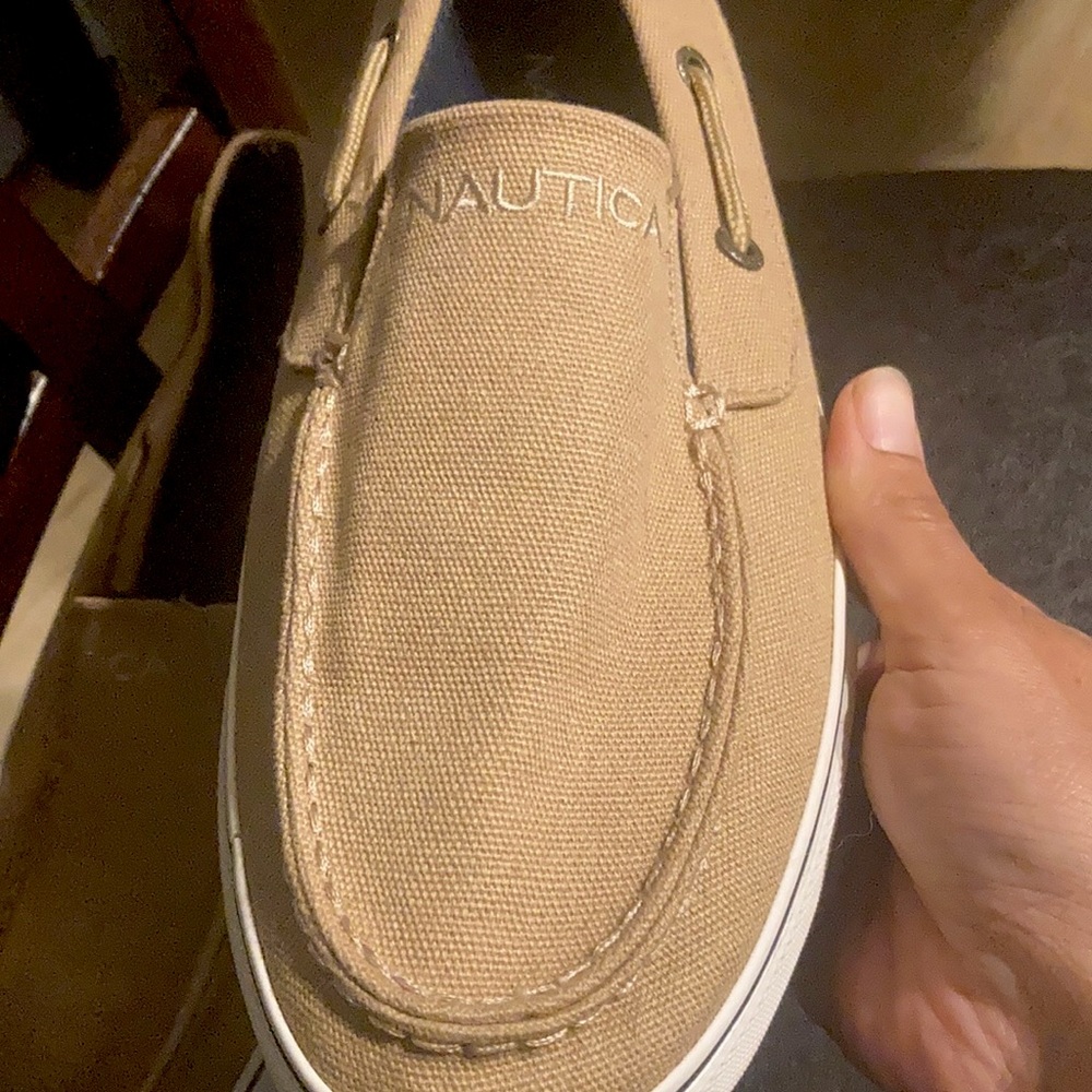 Men’s/ boys shoes